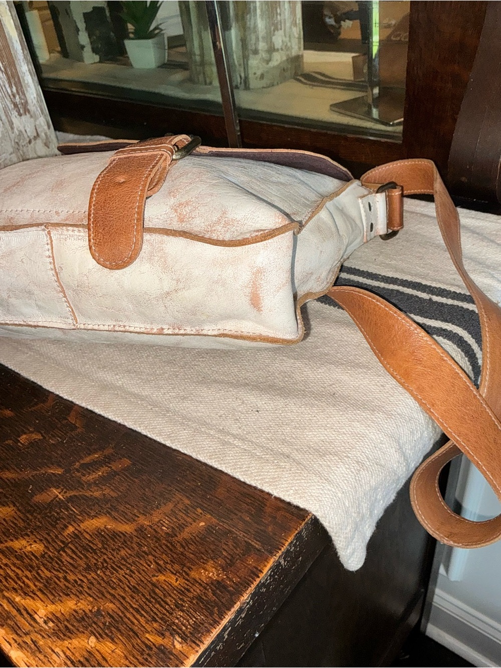 Bed Stu Leather Venice Beach Crossbody Nectar Tan Rustic Retail $240 - Picture 9 of 12